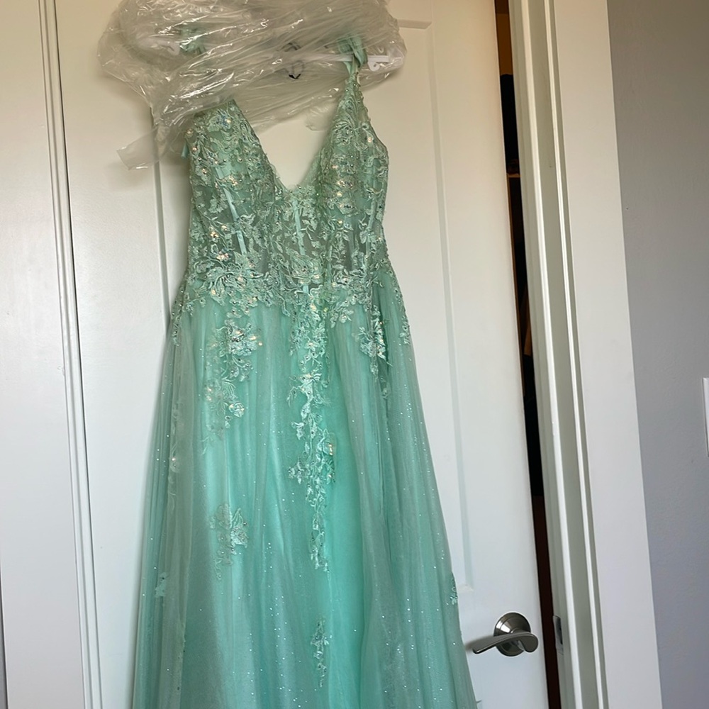 Prom dress